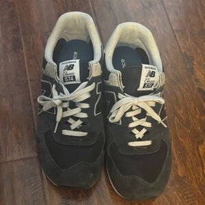 New Balance Men's 574 Classic Black and Gray Sneakers